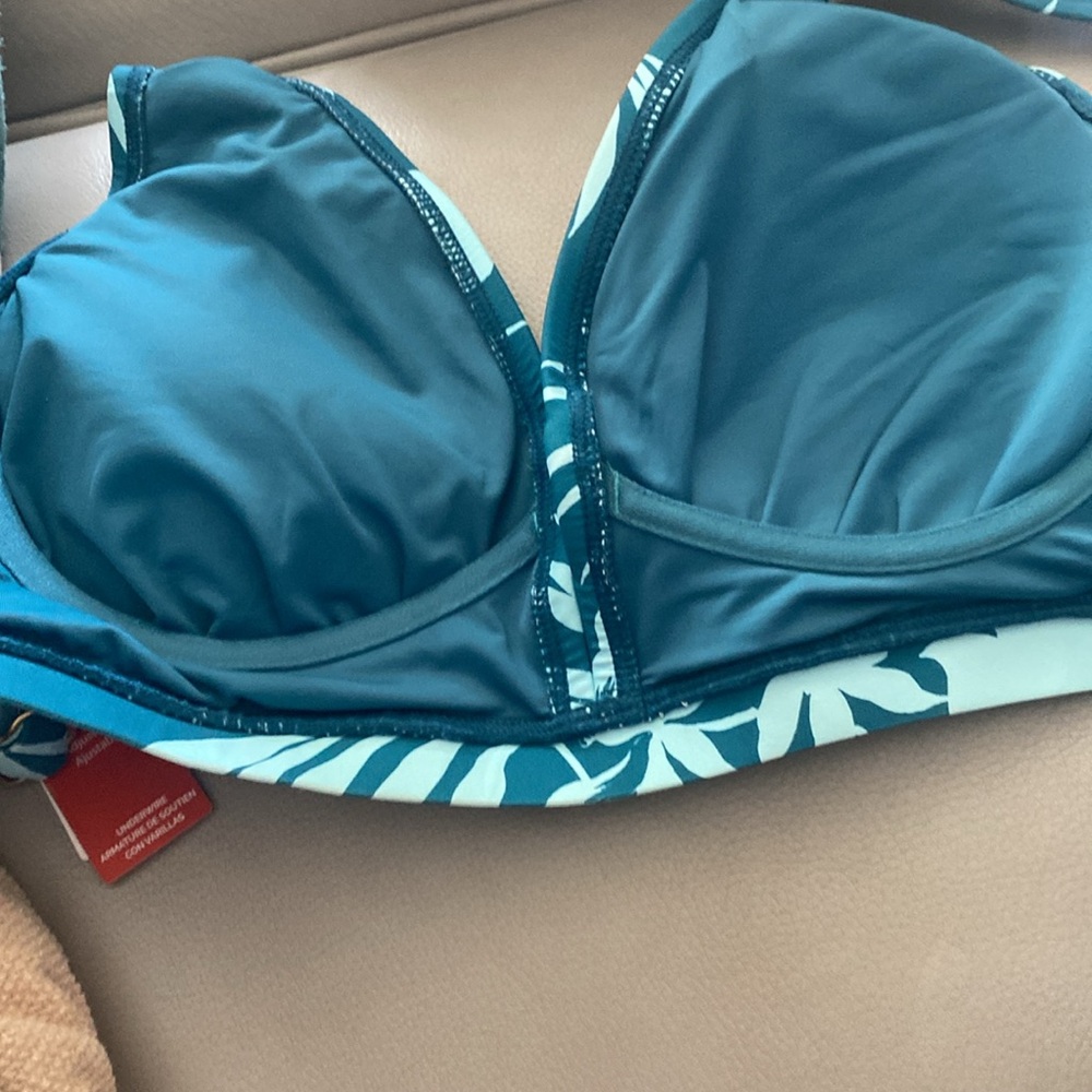 🆕Women’s Jantzen Bikini Top. Size 14. NWT - Picture 5 of 9